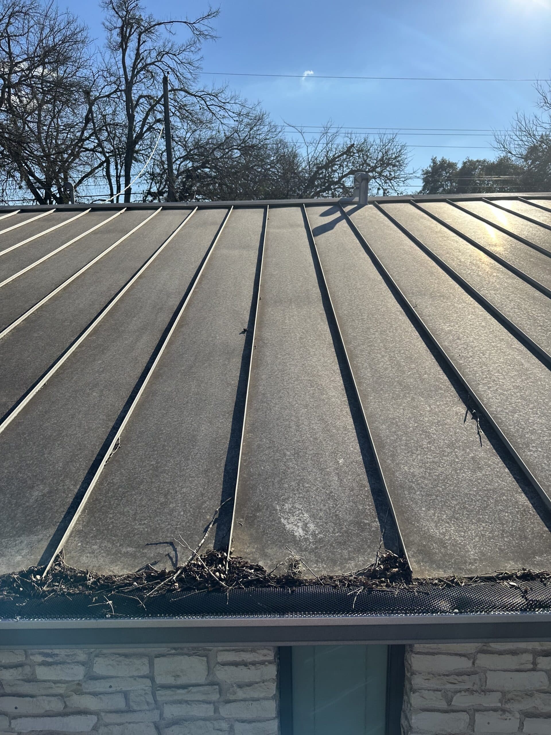 Metal Roof Cleaning Before Image 1